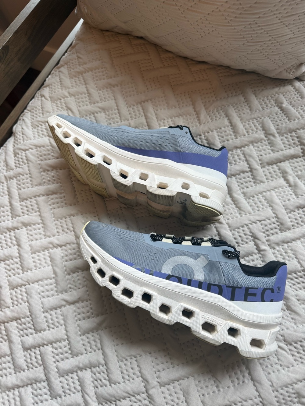 On Running Cloudtec Women’s Light Blue and White Sneakers - Picture 2 of 8